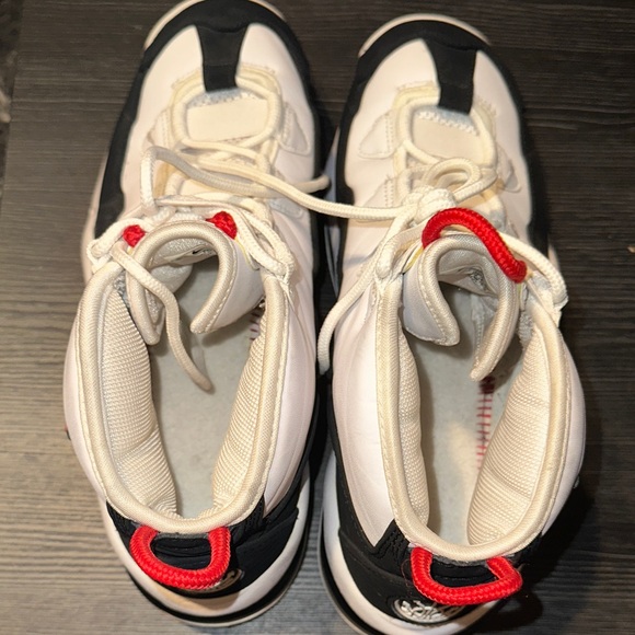 Nike Men Air Max Uptempo White and Black Sneakers with Red Details - Picture 6 of 6